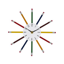 2017 New style wall clock with pencil